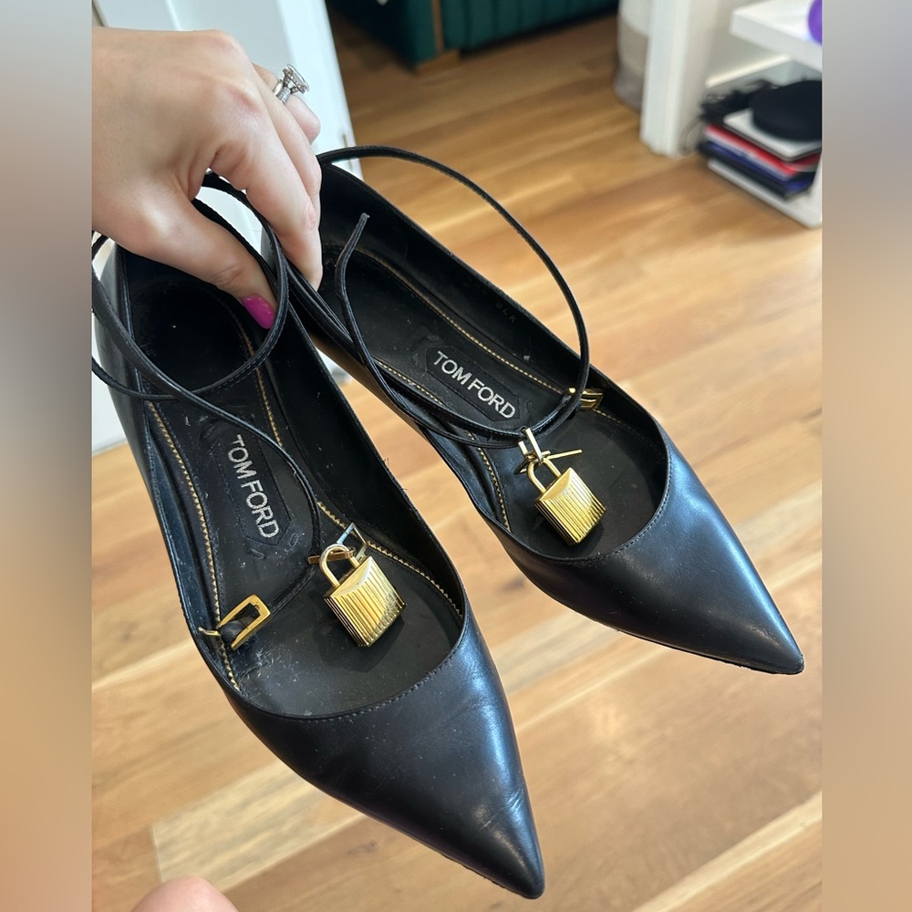 TOM FORD Padlock Key 🔒🔑 Ankle Wrap Ballerina 🩰 Black Leather Ballet Flat 🖤